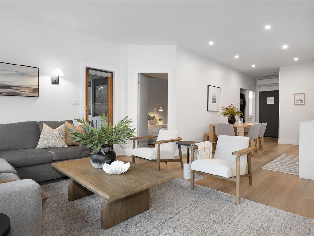 #206 – 4365 Northlands Boulevard