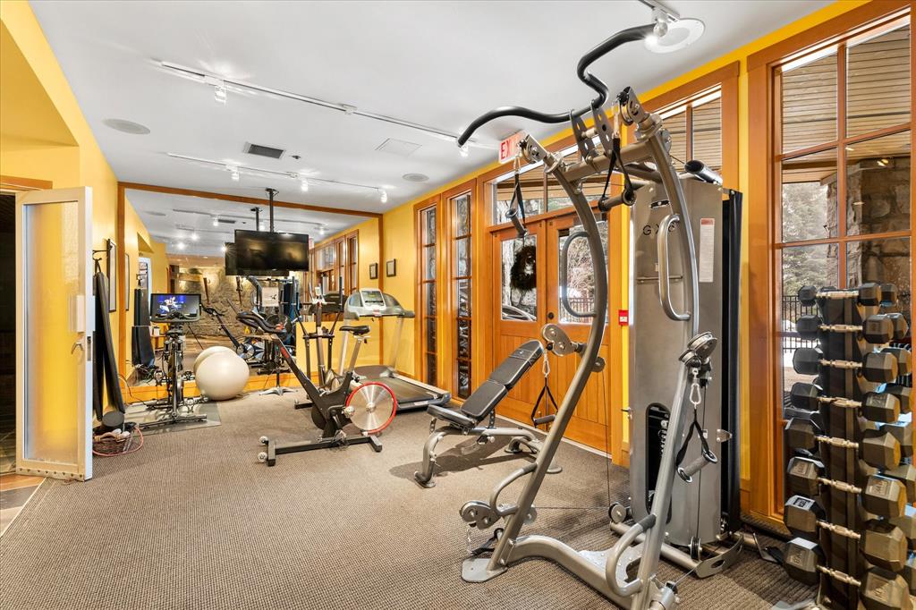 #17H – 2300 Nordic Drive