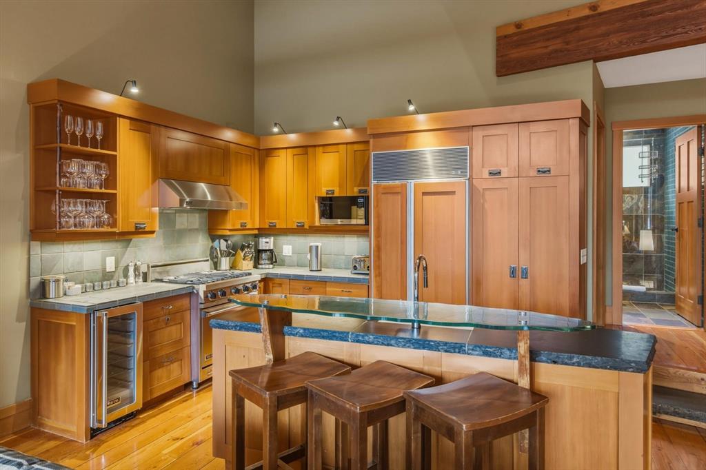 #17H – 2300 Nordic Drive