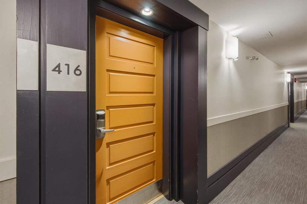 #416C – 2036 London Lane