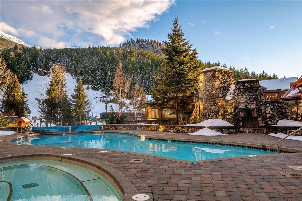 #416C – 2036 London Lane