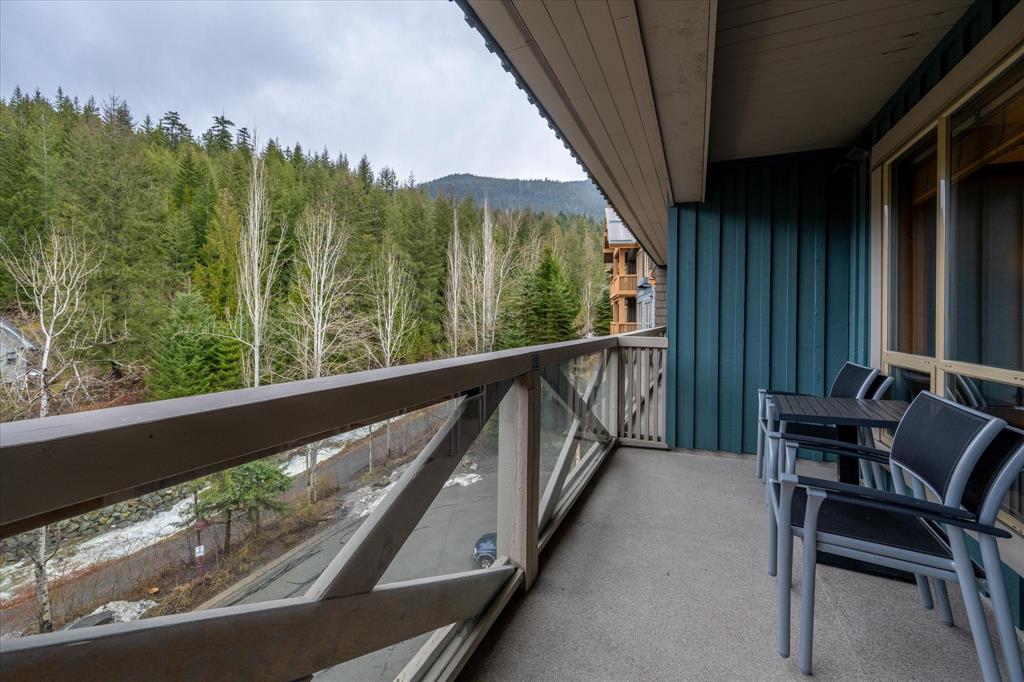 #416C – 2036 London Lane