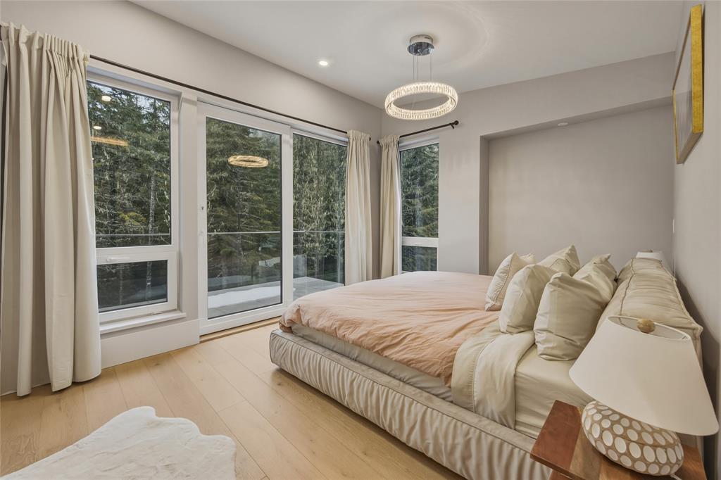 1733 River Run Place