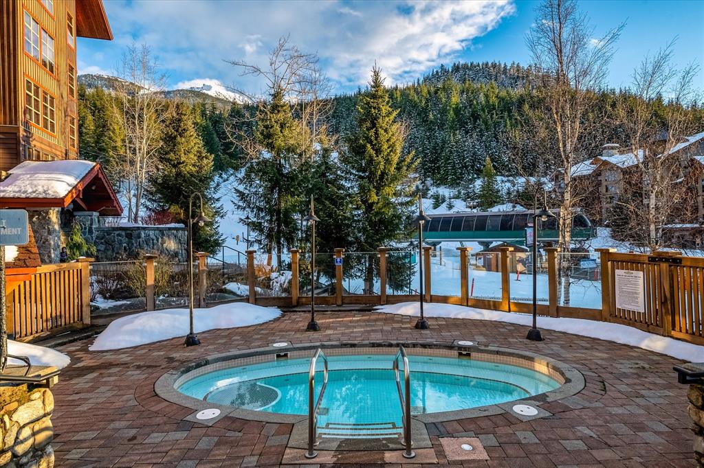 #637B – 2036 London Lane