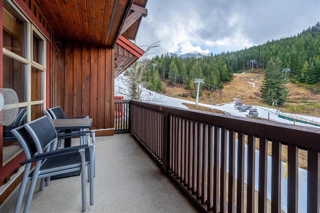 #637B – 2036 London Lane