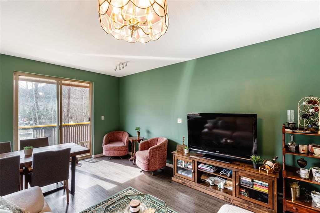 #204 – 1436 Portage Road