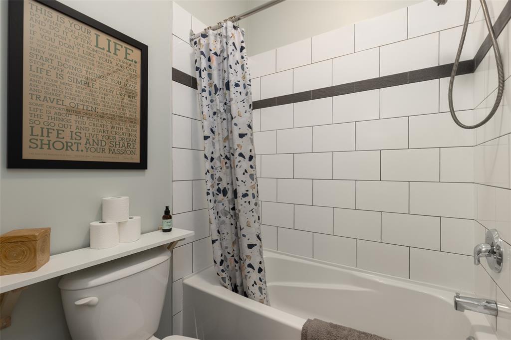 #6 – 7450 Prospect Street