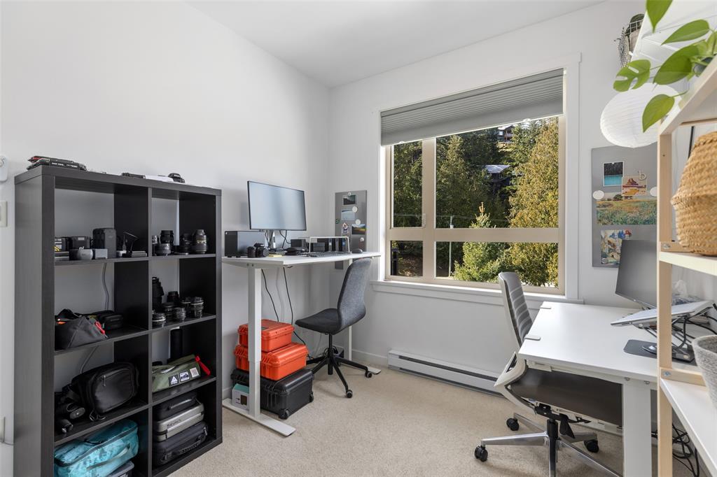 #6 – 7450 Prospect Street