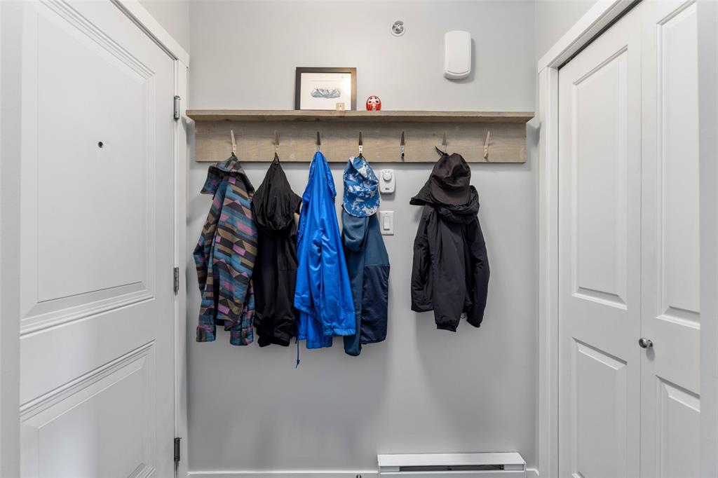 #6 – 7450 Prospect Street