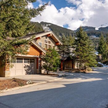 #2 – 2324 Taluswood Place