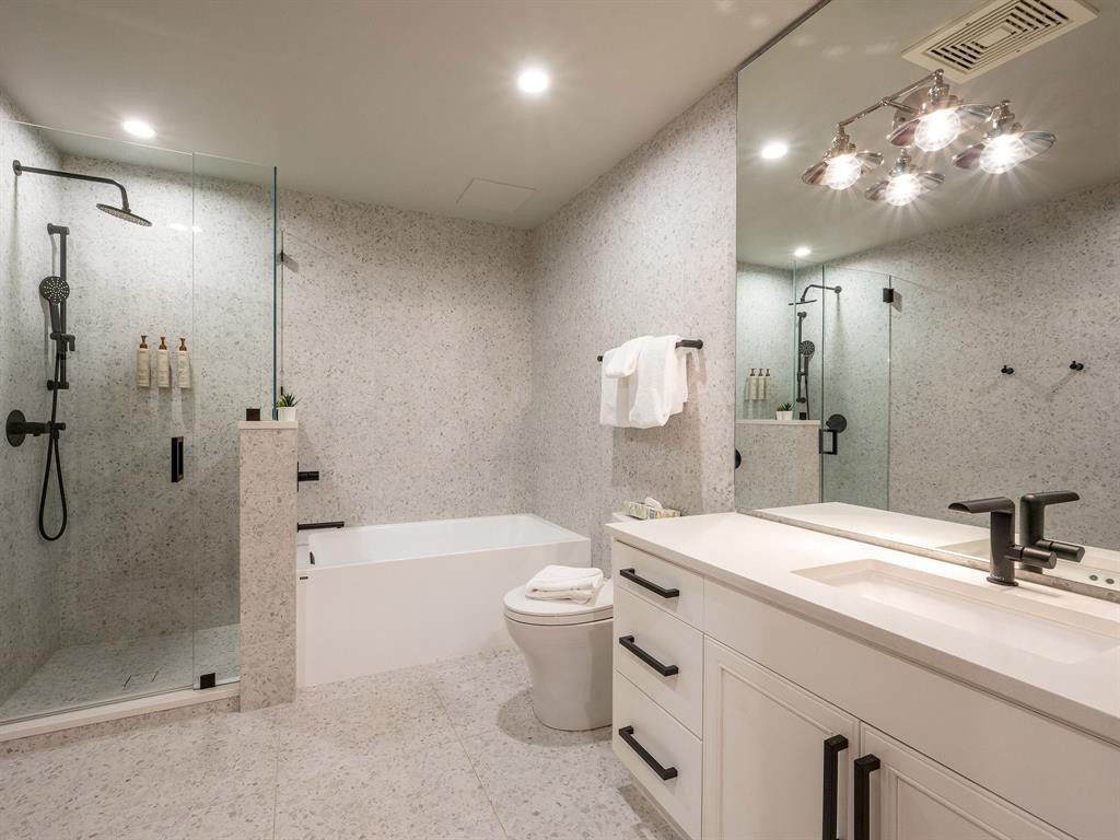 #2 – 2324 Taluswood Place