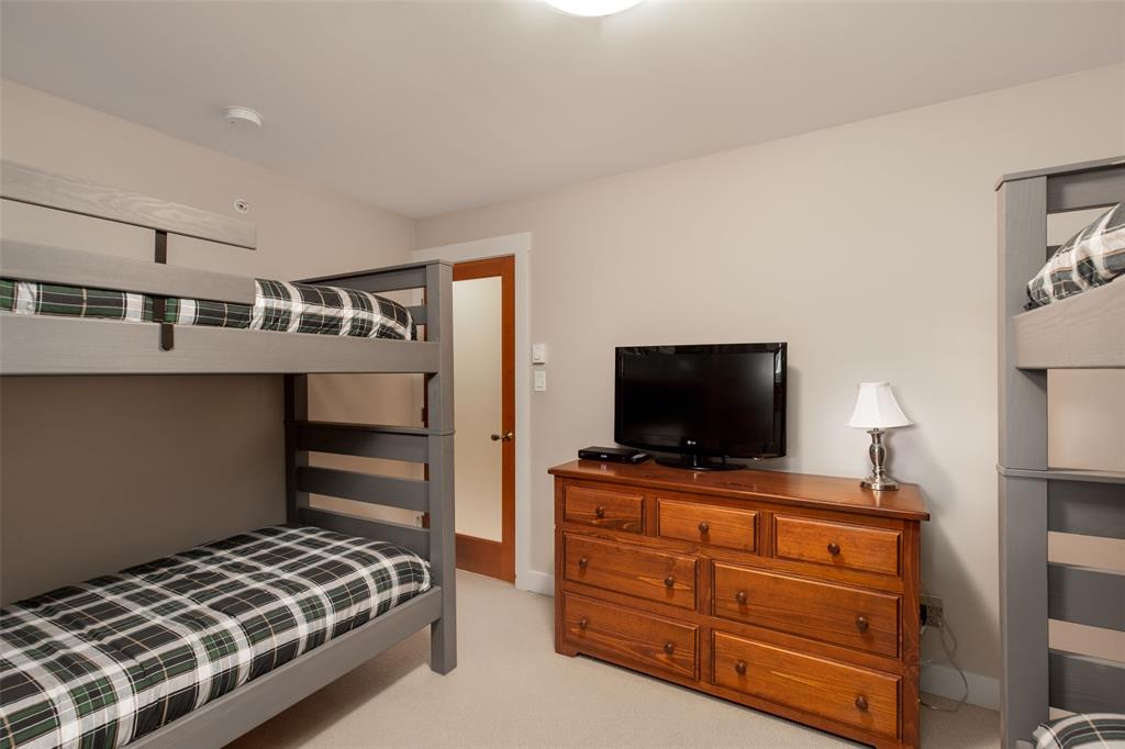 #25 – 4637 Blackcomb Way