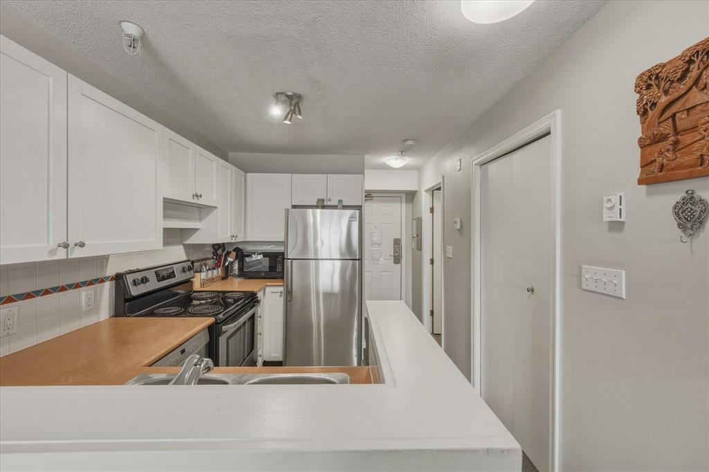 #308 – 4360 Lorimer Road