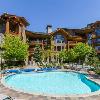 #303 – 2202 Gondola Way