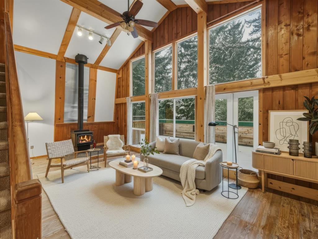 9539 Emerald Drive