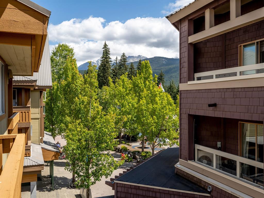 #347 – 4340 Lorimer Road