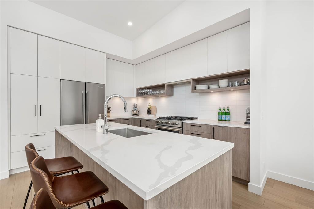 #36 – 4000 Sunstone Way