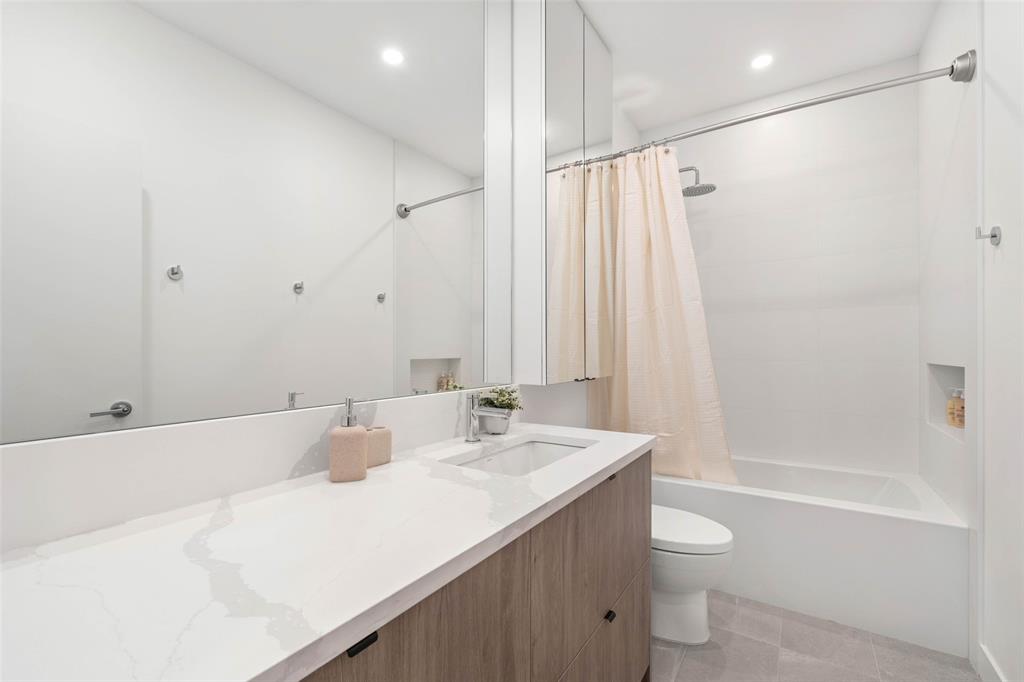 #36 – 4000 Sunstone Way