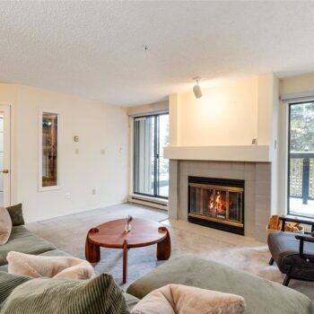 #18 – 4725 Spearhead Drive