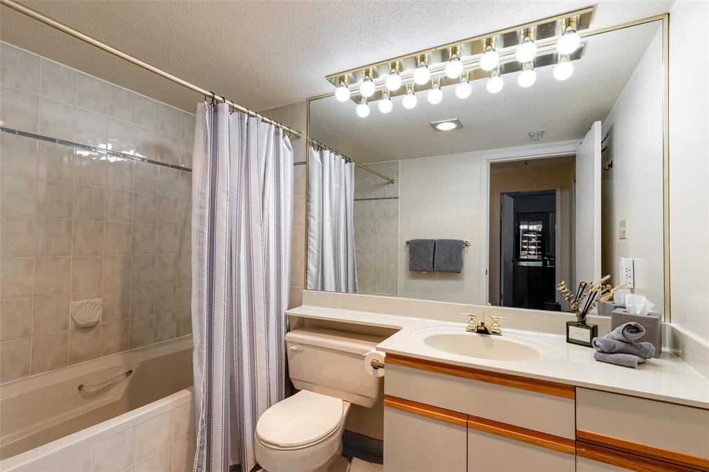 #18 – 4725 Spearhead Drive