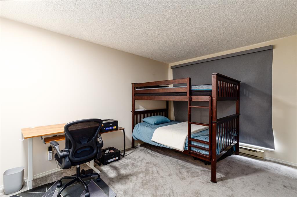 #18 – 4725 Spearhead Drive