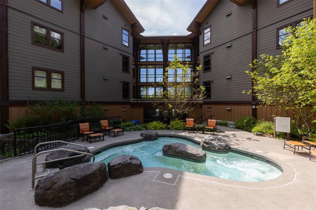 #108A – 2020 London Lane