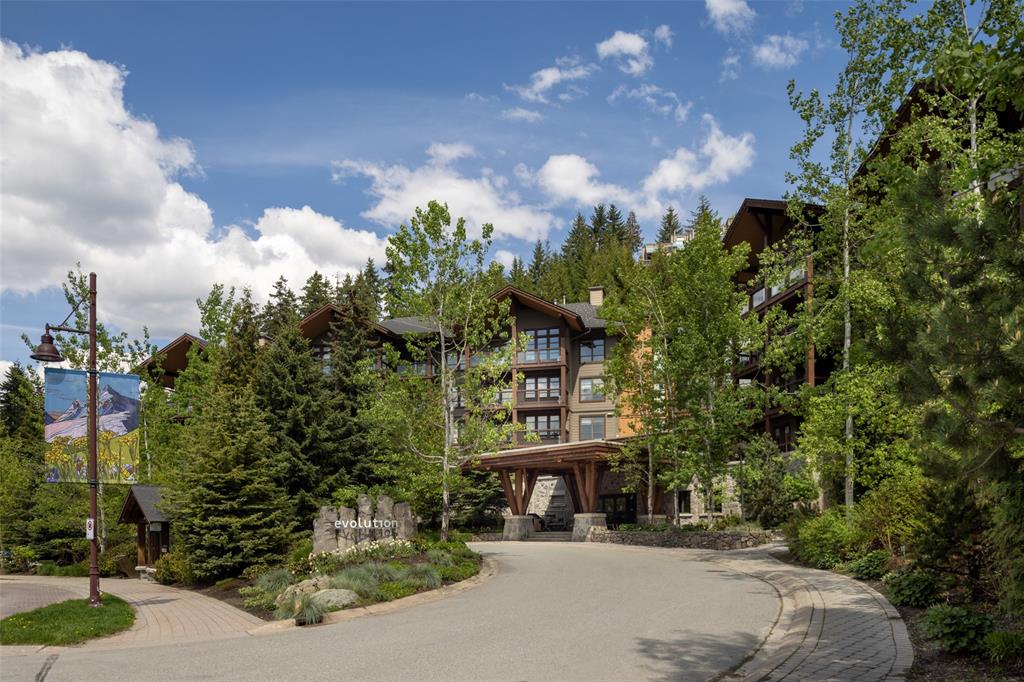 #108A – 2020 London Lane