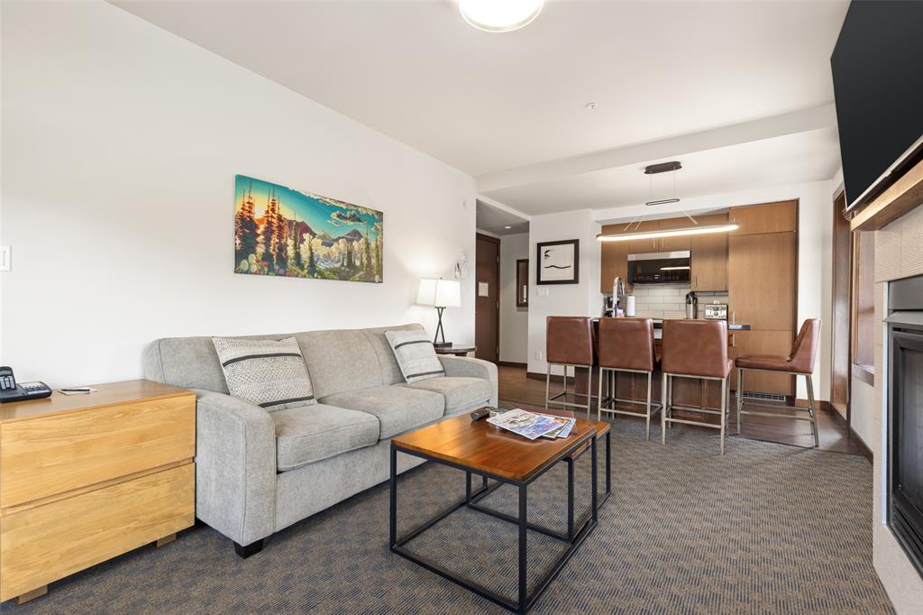 #108A – 2020 London Lane