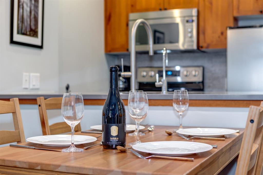 #222 – 4660 Blackcomb Way