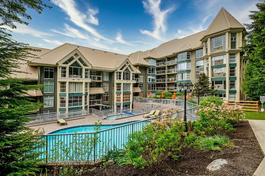 #409 – 4910 Spearhead Place