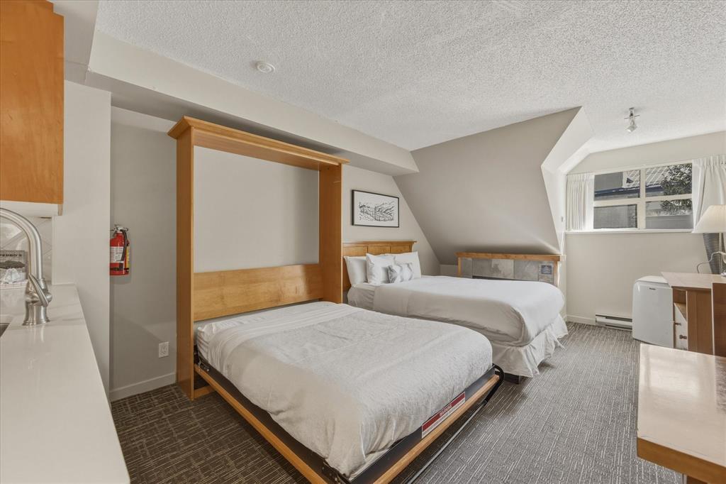 #4402 – 4295 Blackcomb Way