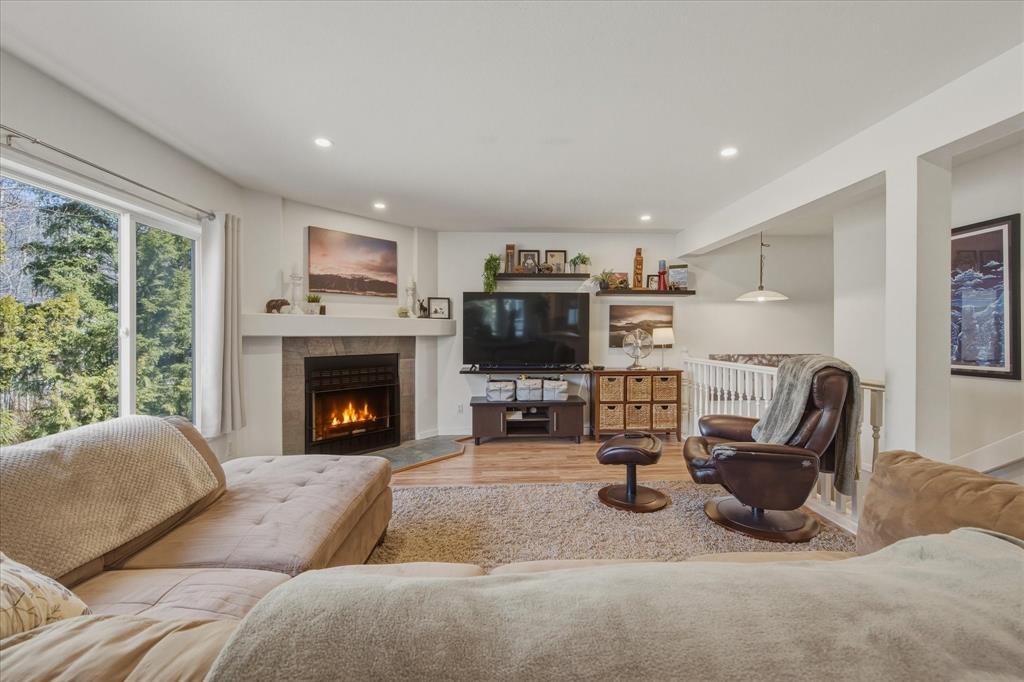 #2 – 7467 Prospect Street