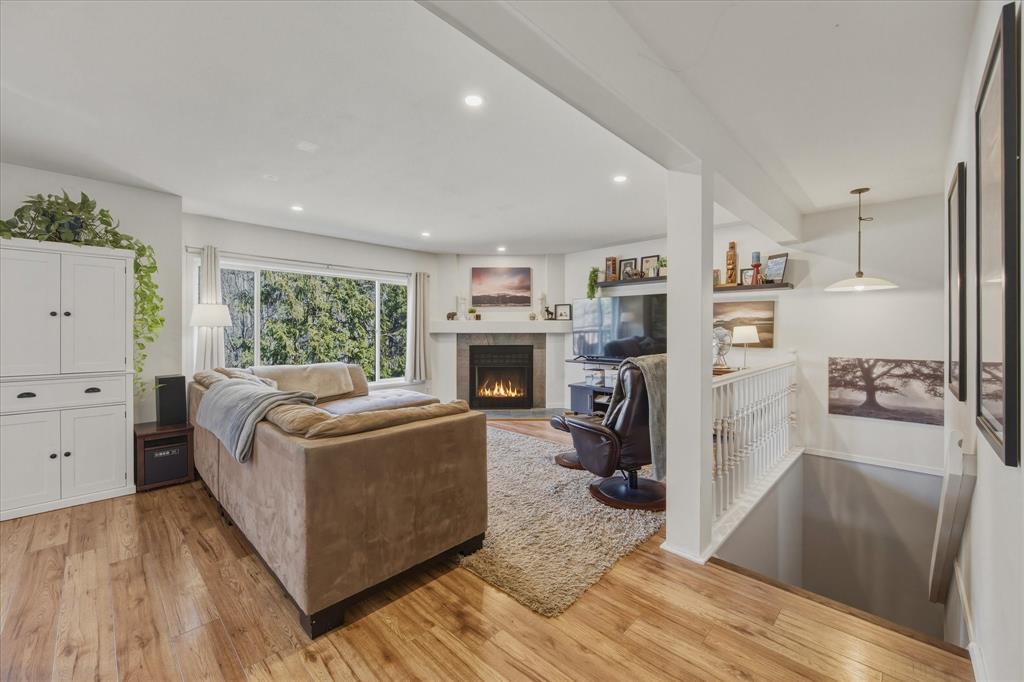 #2 – 7467 Prospect Street