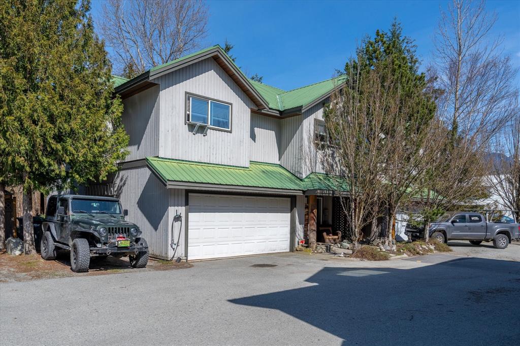 #2 – 7467 Prospect Street