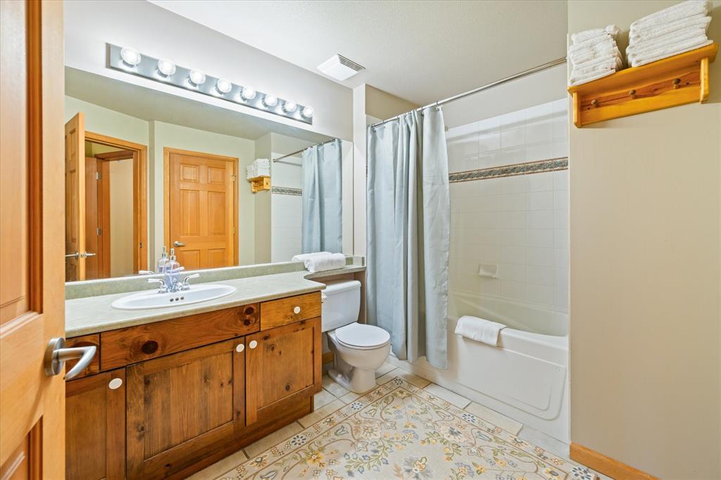 #117 – 4355 Northlands Boulevard