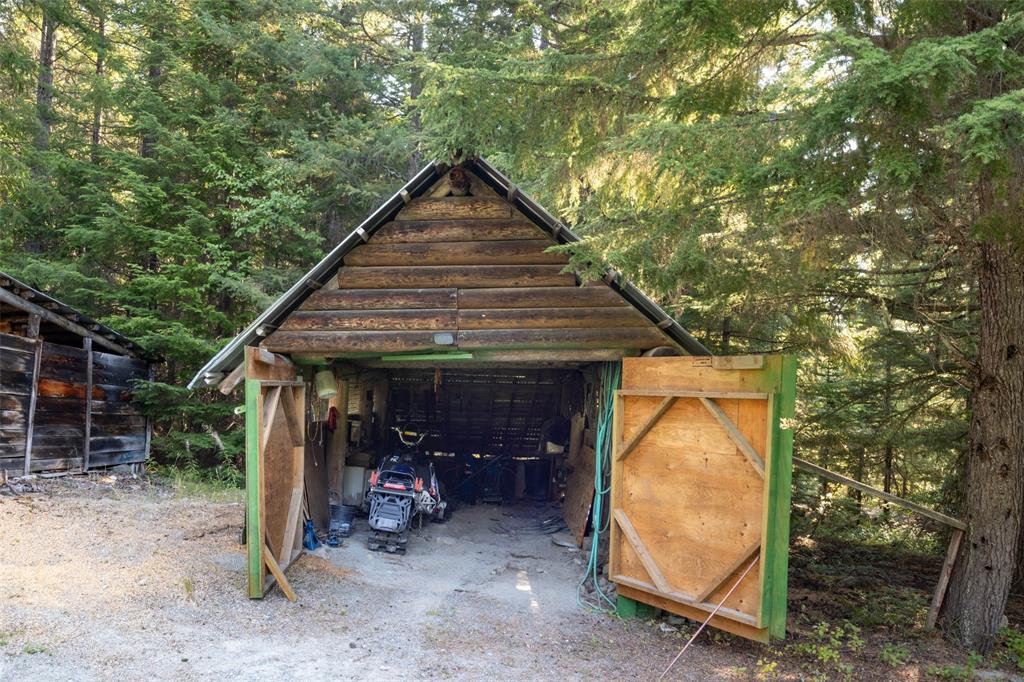 2873 Blackwater Road