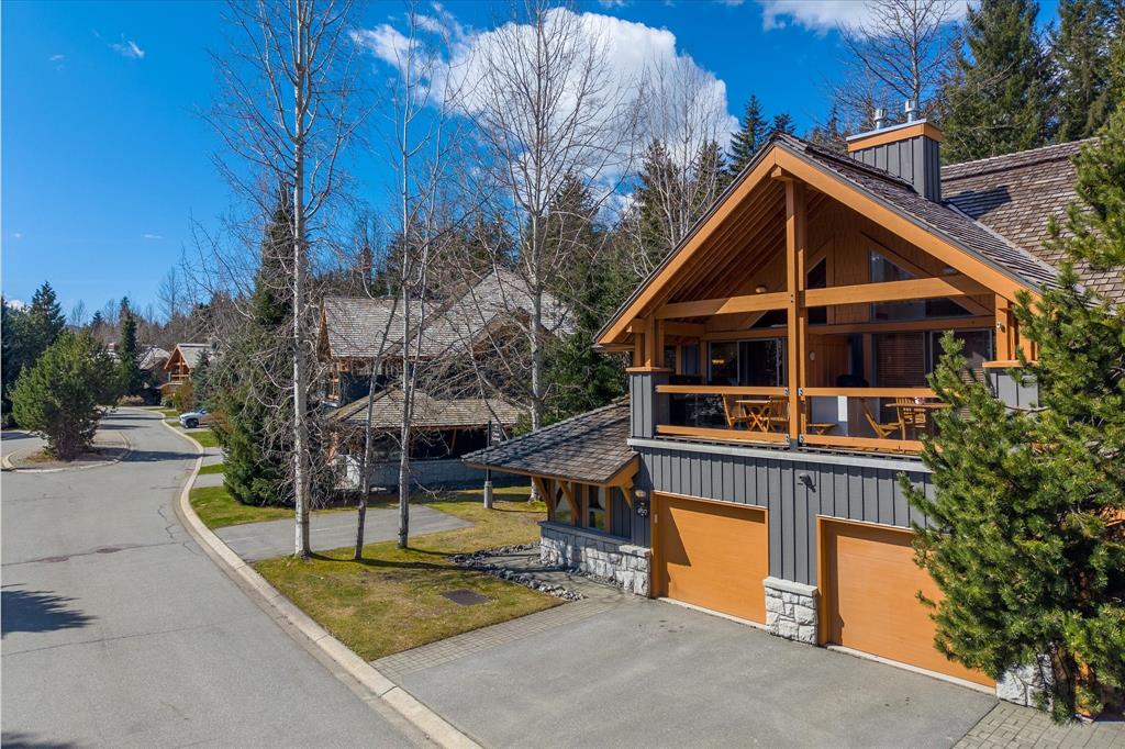 4827 Casabella Crescent