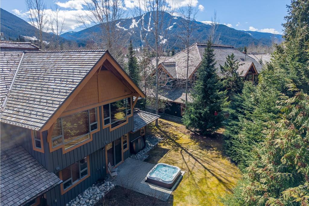 4827 Casabella Crescent