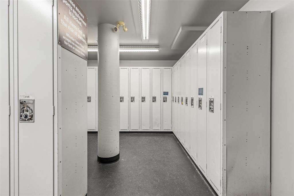 #407 – 4314 Main Street