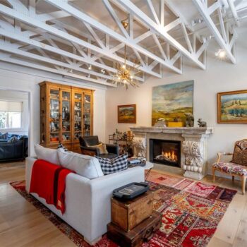 #201 – 1080 Millar Creek Road