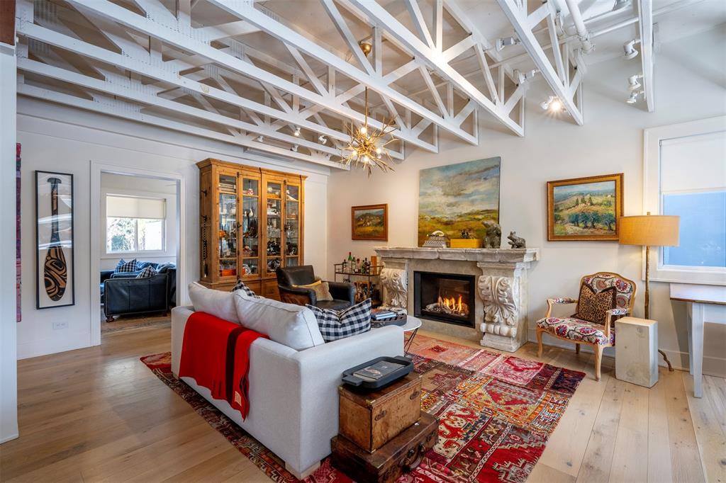 #201 – 1080 Millar Creek Road