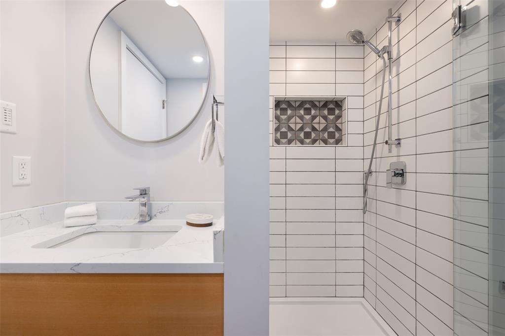 #2 – 4637 Blackcomb Way
