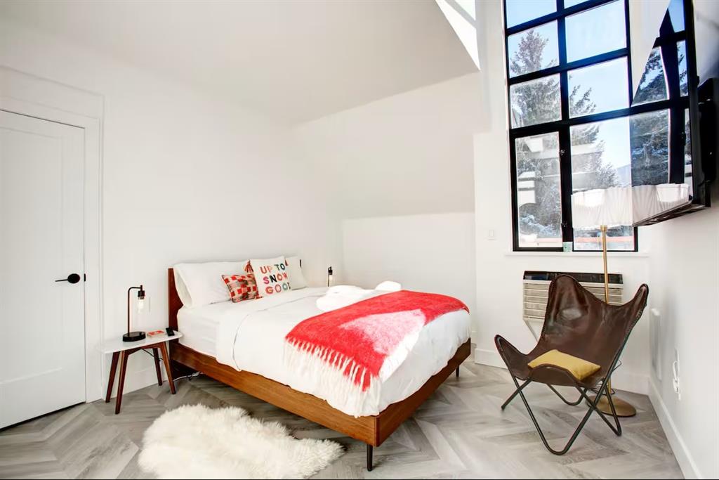 #501 – 4369 Main Street