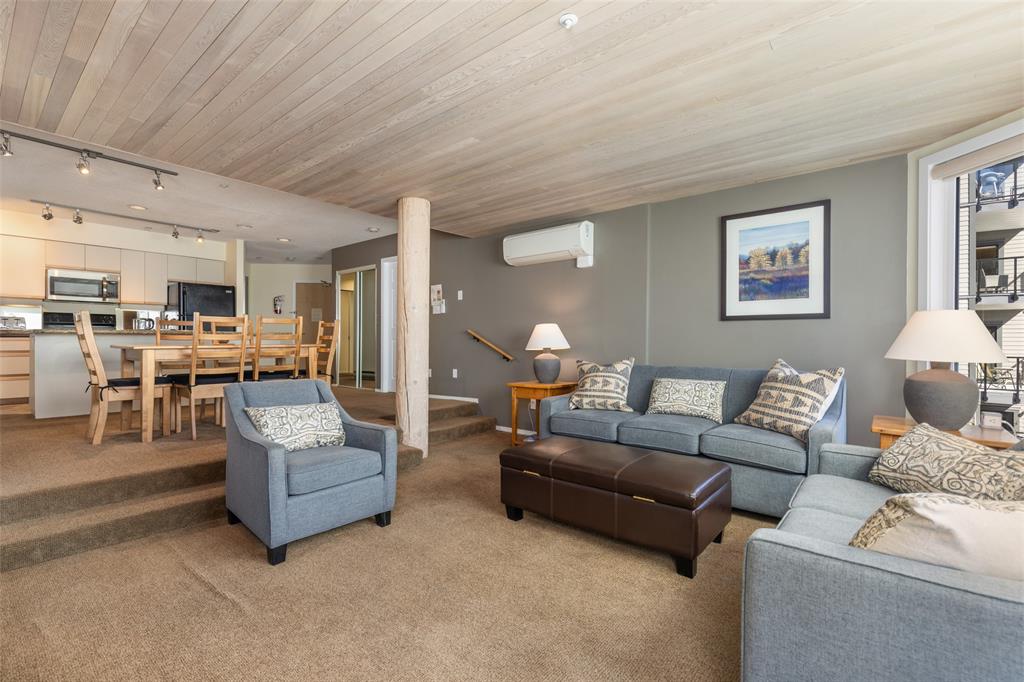 #109 – 3217 Blueberry Drive