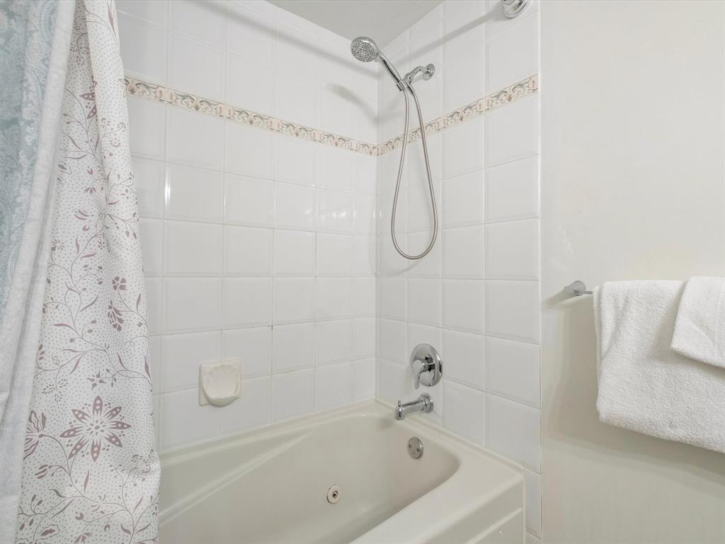 #20 – 4325 Northlands Boulevard