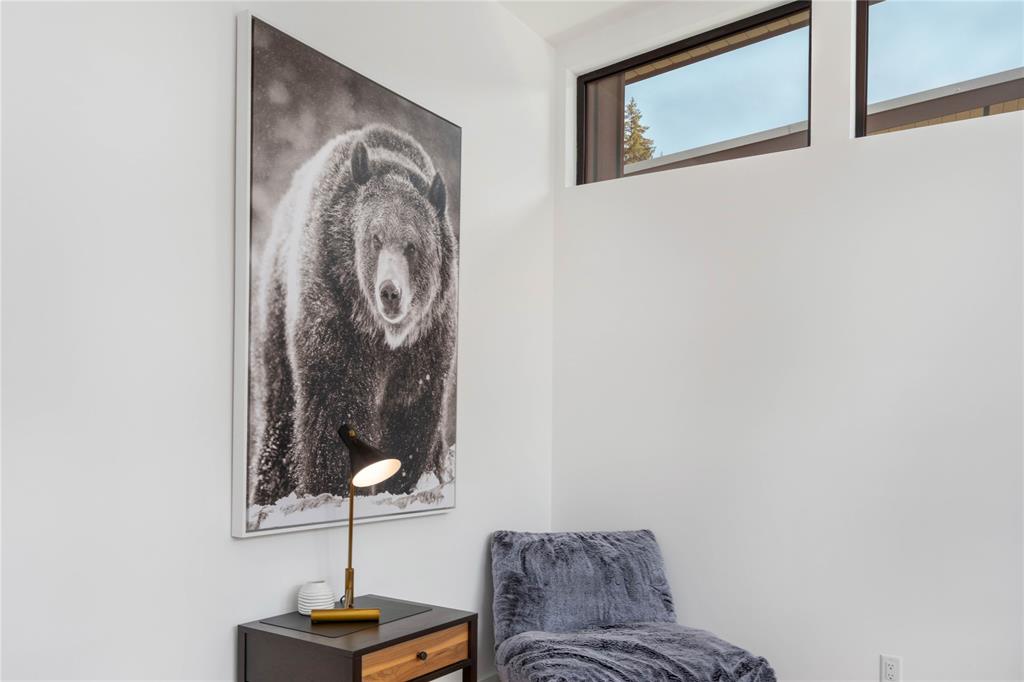 #41 – 4000 Sunstone Way