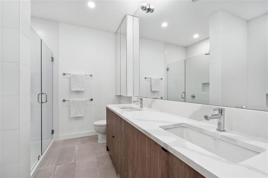 #41 – 4000 Sunstone Way