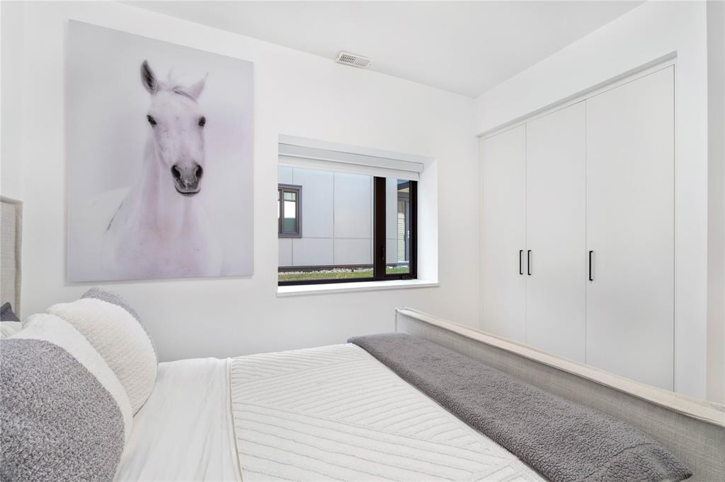 #41 – 4000 Sunstone Way