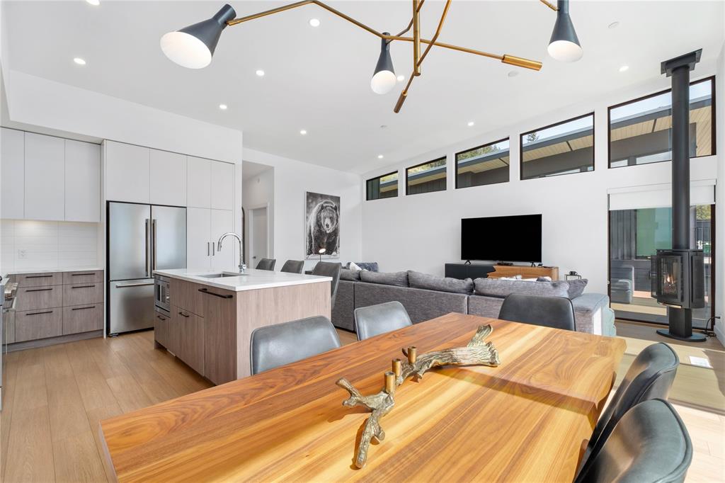 #41 – 4000 Sunstone Way