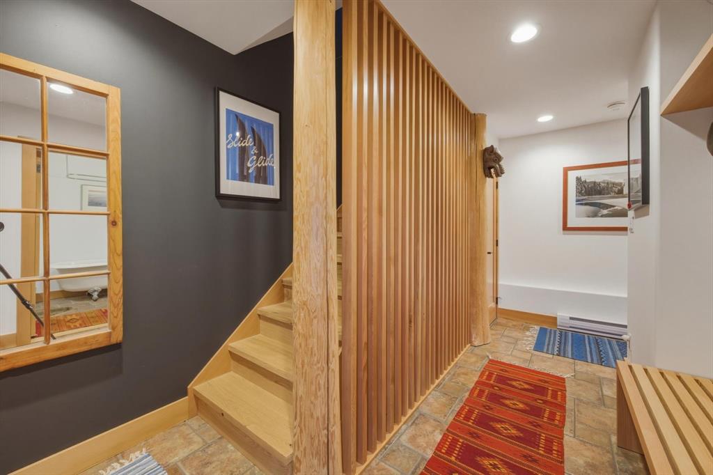 8396 Mountainview Drive